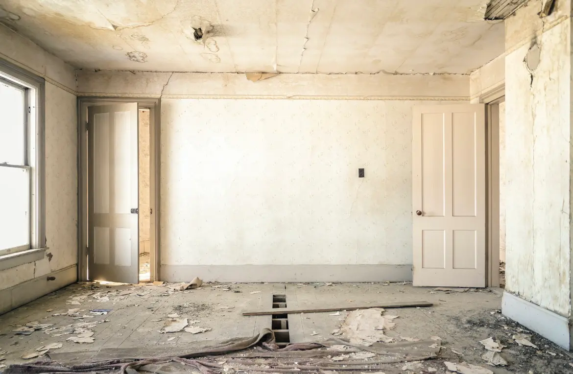 Waste disposal crew managing a cleanout project in Canton